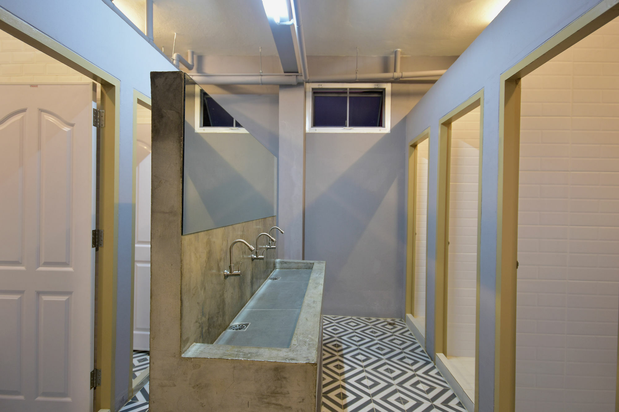 Inn Stations Hostel Bangkok Exterior photo