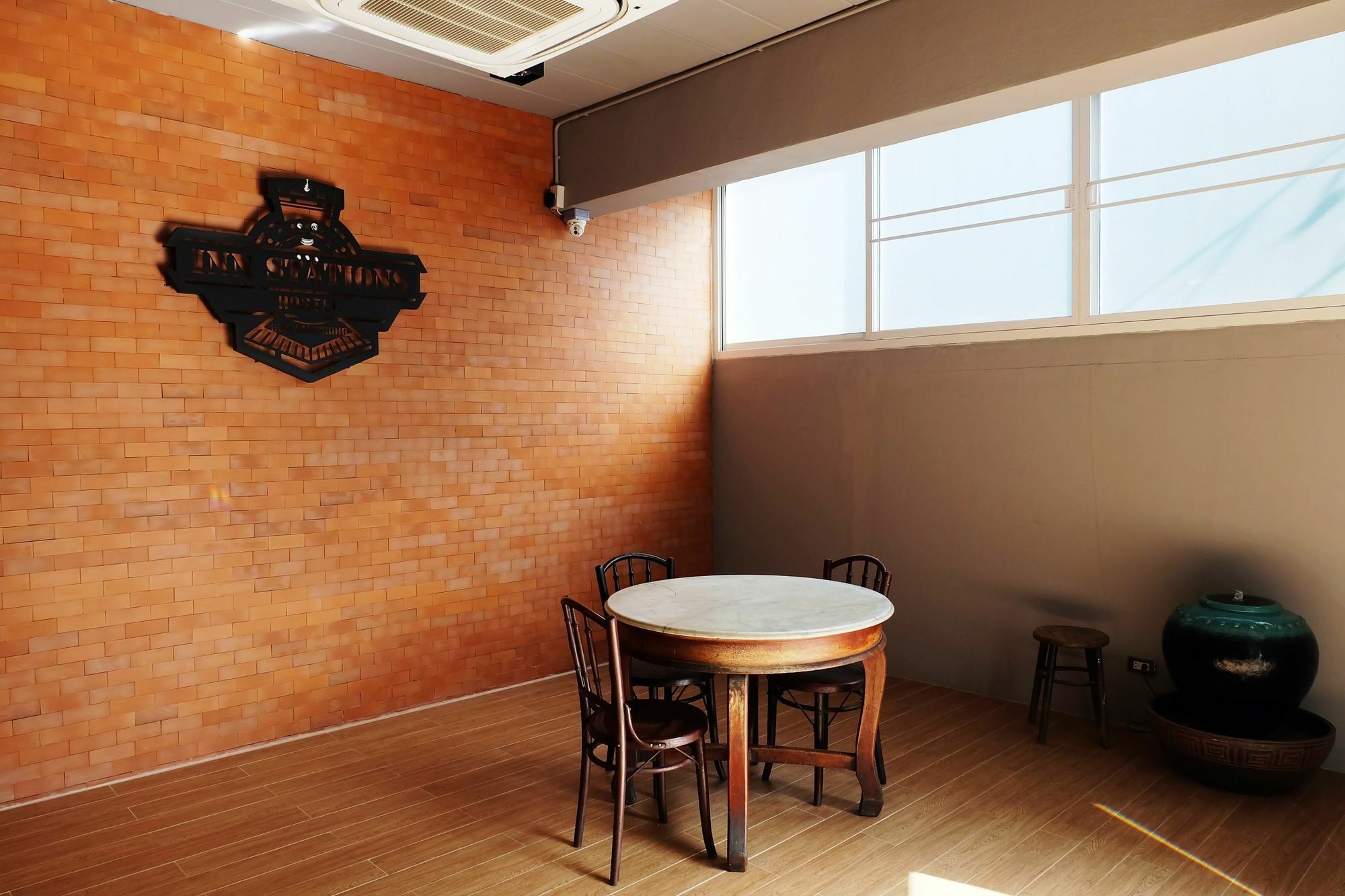 Inn Stations Hostel Bangkok Exterior photo